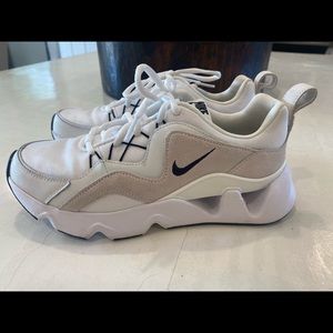Nike RYZ365- like new